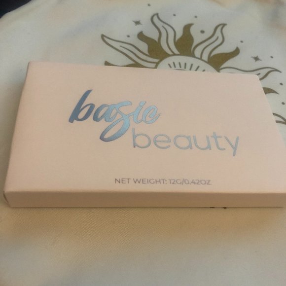 BASIC BEAUTY Bronzy AF Palette - Picture 2 of 6